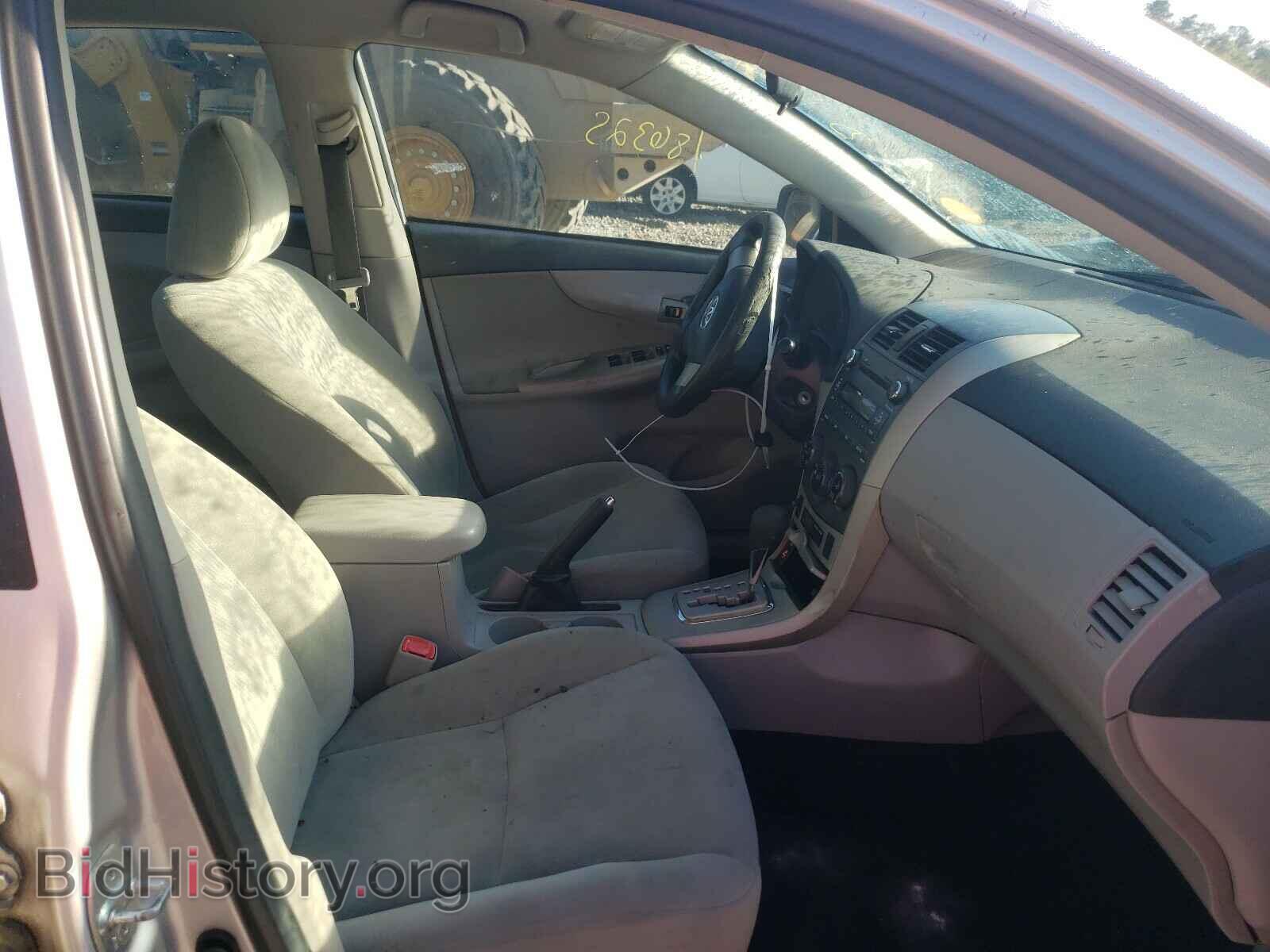 2011 TOYOTA COROLLA - VIN: 2T1BU4EE1BC570946 - Фото 5
