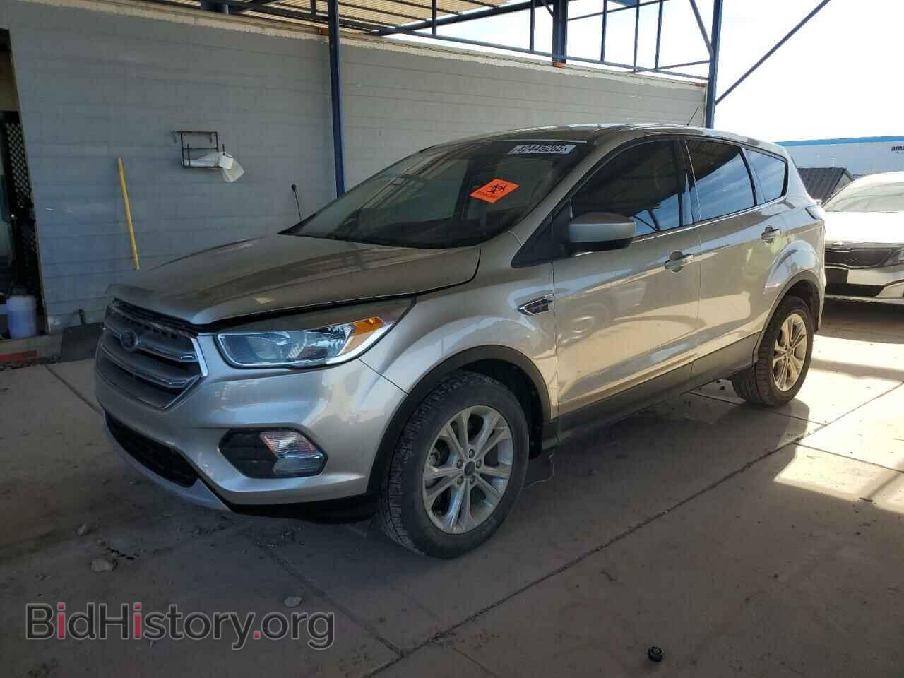 Фотография 1FMCU0GD4HUD29195 - FORD ESCAPE 2017