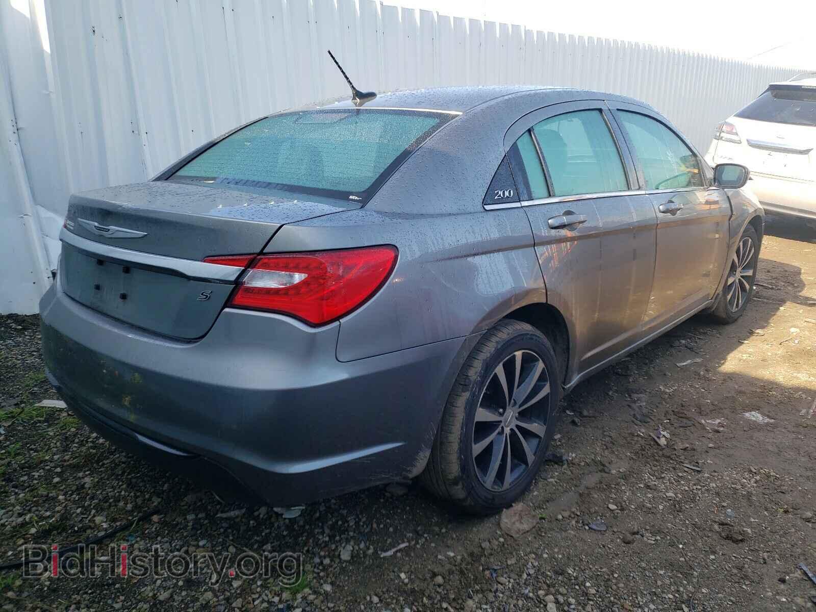 2013 CHRYSLER 200 - VIN: 1C3CCBCG3DN611985 - Фото 4