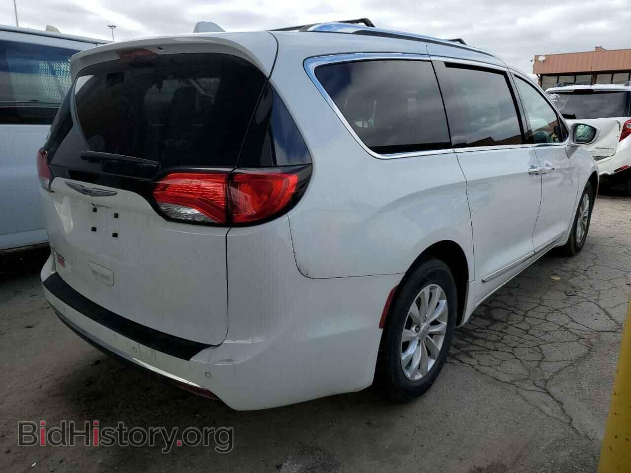 2018 CHRYSLER PACIFICA - VIN: 2C4RC1BG3JR123345 - Photo 3