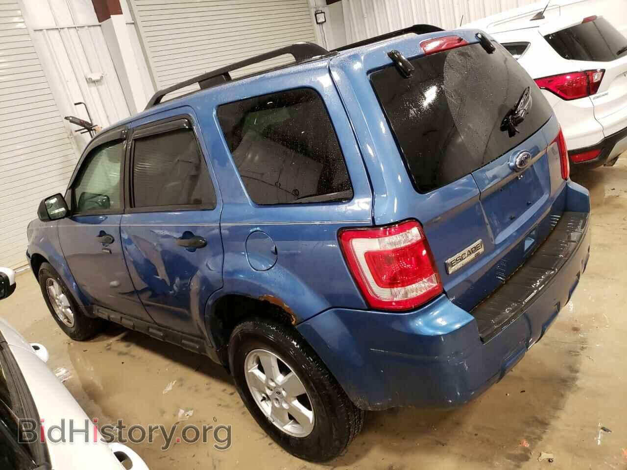 2010 FORD ESCAPE - VIN: 1FMCU0D77AKB19058 - Фото 2