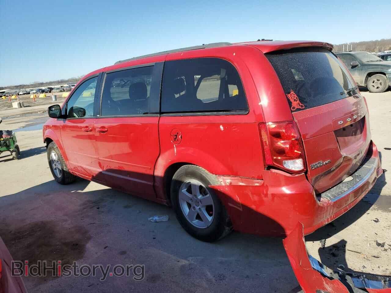 2013 DODGE CARAVAN - VIN: 2C4RDGCG3DR611973 - Фото 2