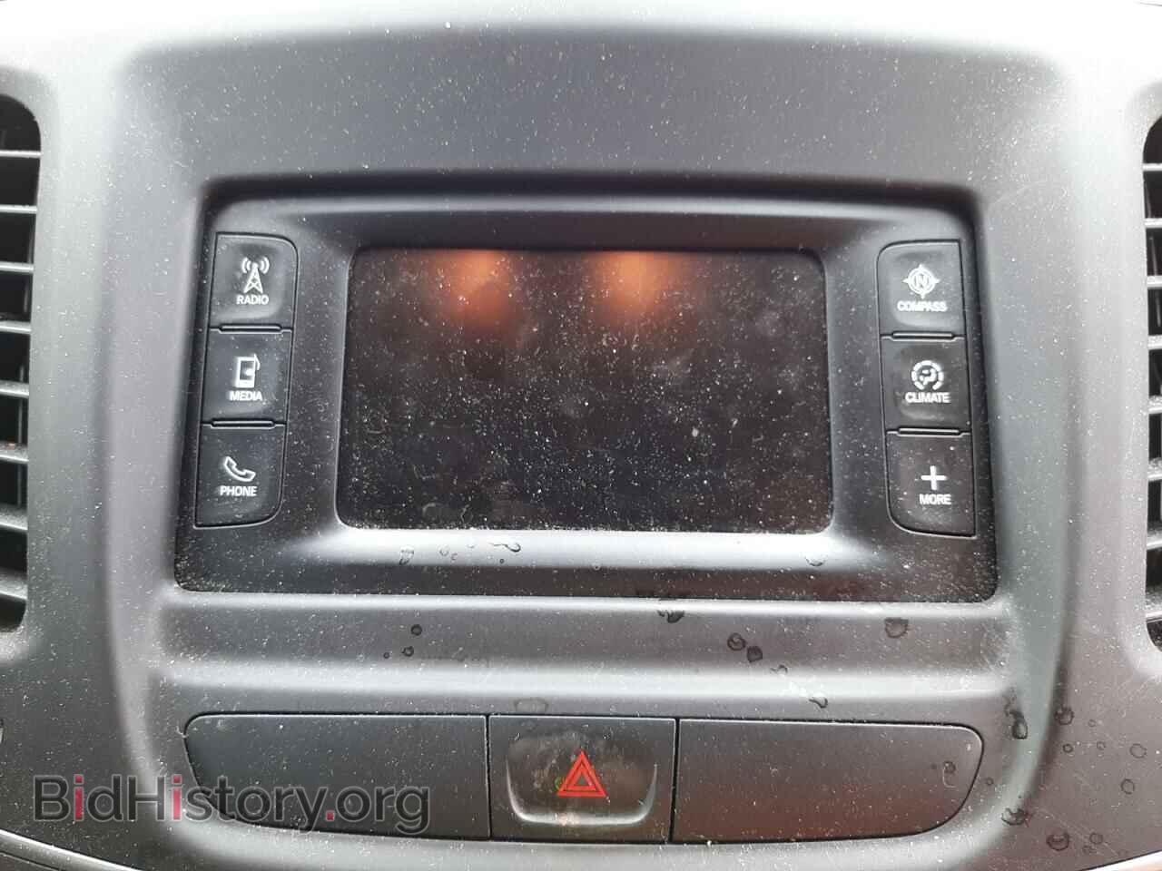 2015 CHRYSLER 200 - VIN: 1C3CCCAB3FN507772 - Фото 9