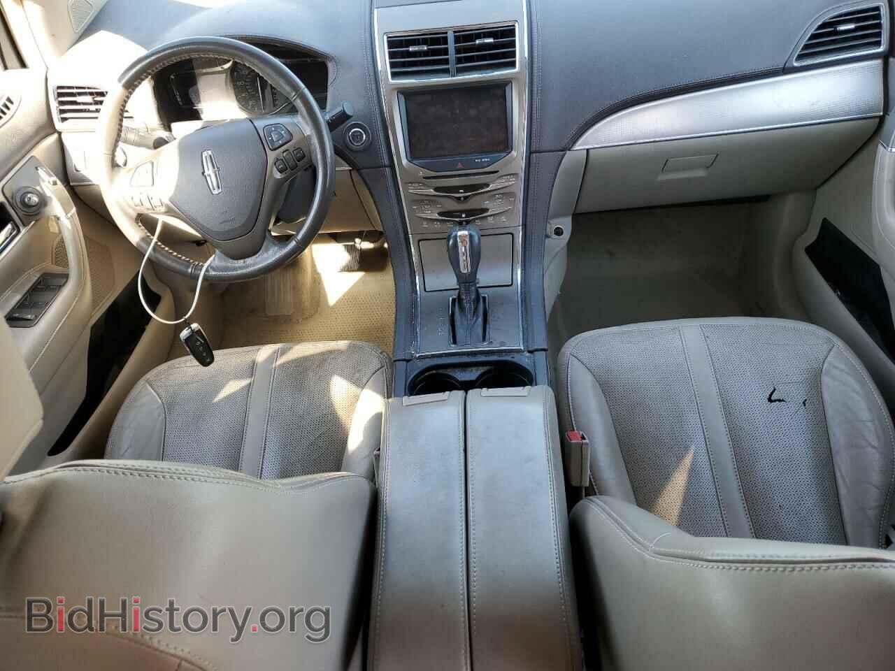 2011 LINCOLN MKX - VIN: 2LMDJ6JK4BBJ11718 - Photo 8