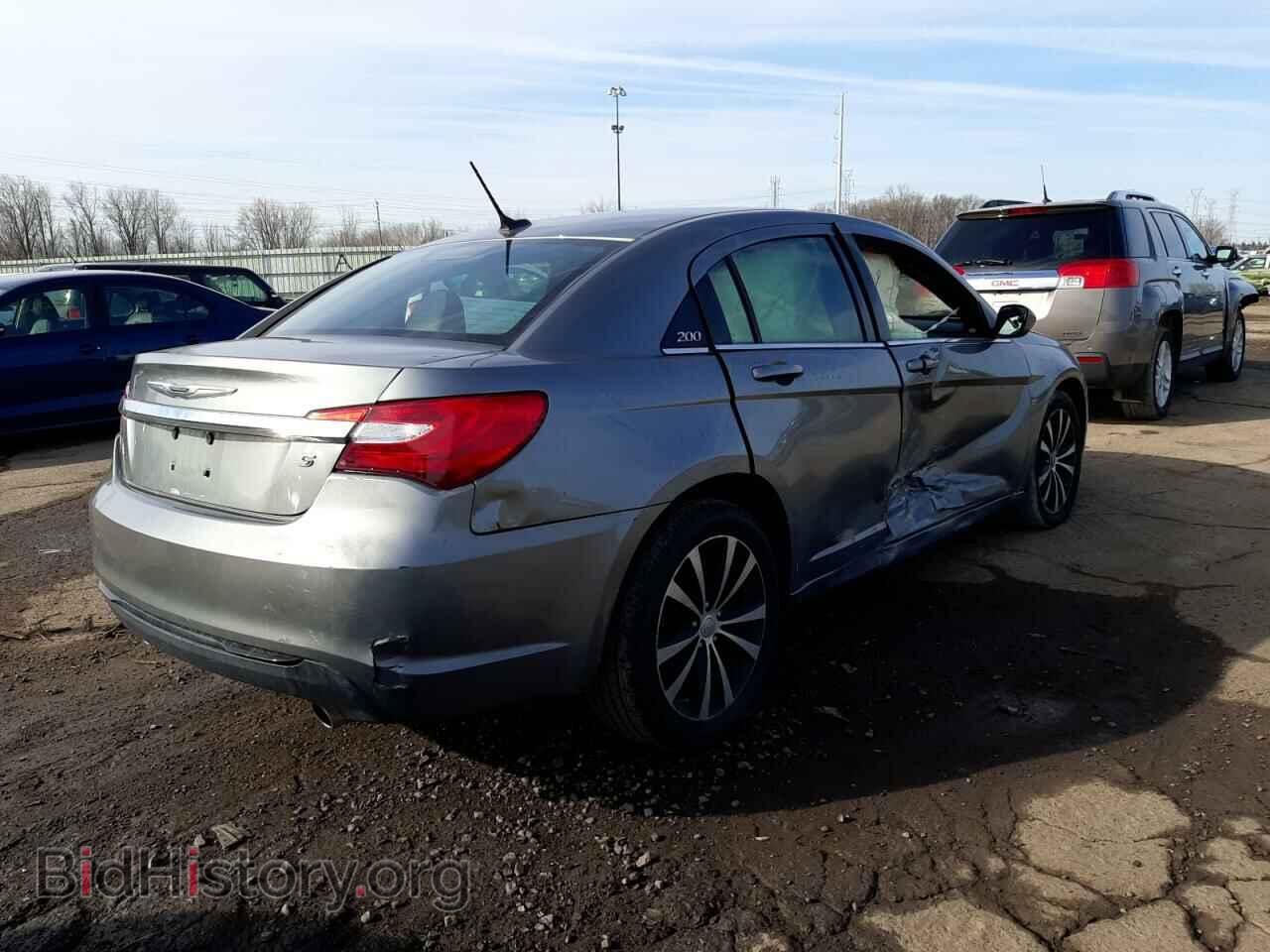 2011 CHRYSLER 200 - VIN: 1C3BC8FG5BN577720 - Фото 4