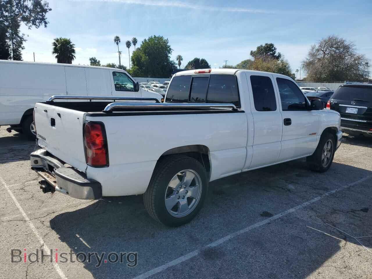 2006 CHEVROLET ALL Models - VIN: 2GCEC19N761110848 - Фото 3