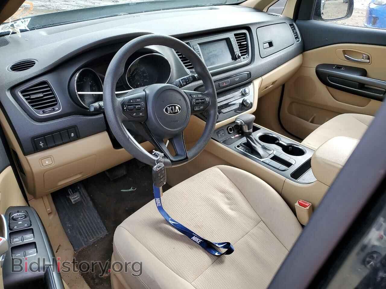 2019 KIA All Models - VIN: KNDMB5C19K6525460 - Photo 8