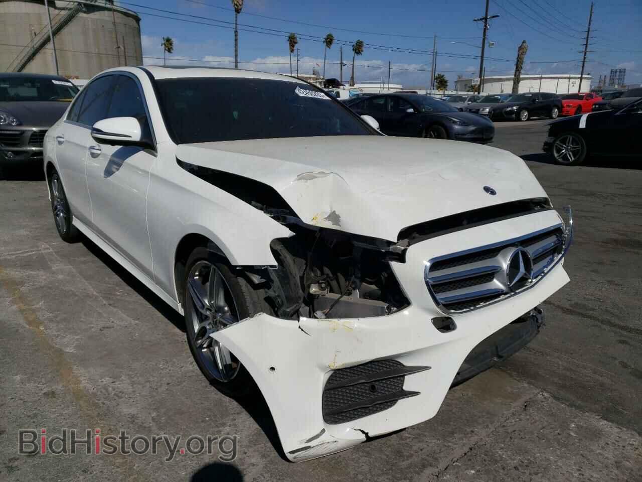 2019 MERCEDES-BENZ E-CLASS - VIN: WDDZF4JB3KA680900 - Фото 4