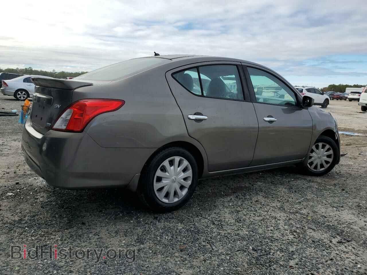 2016 NISSAN VERSA - VIN: 3N1CN7AP3GL890643 - Фото 3