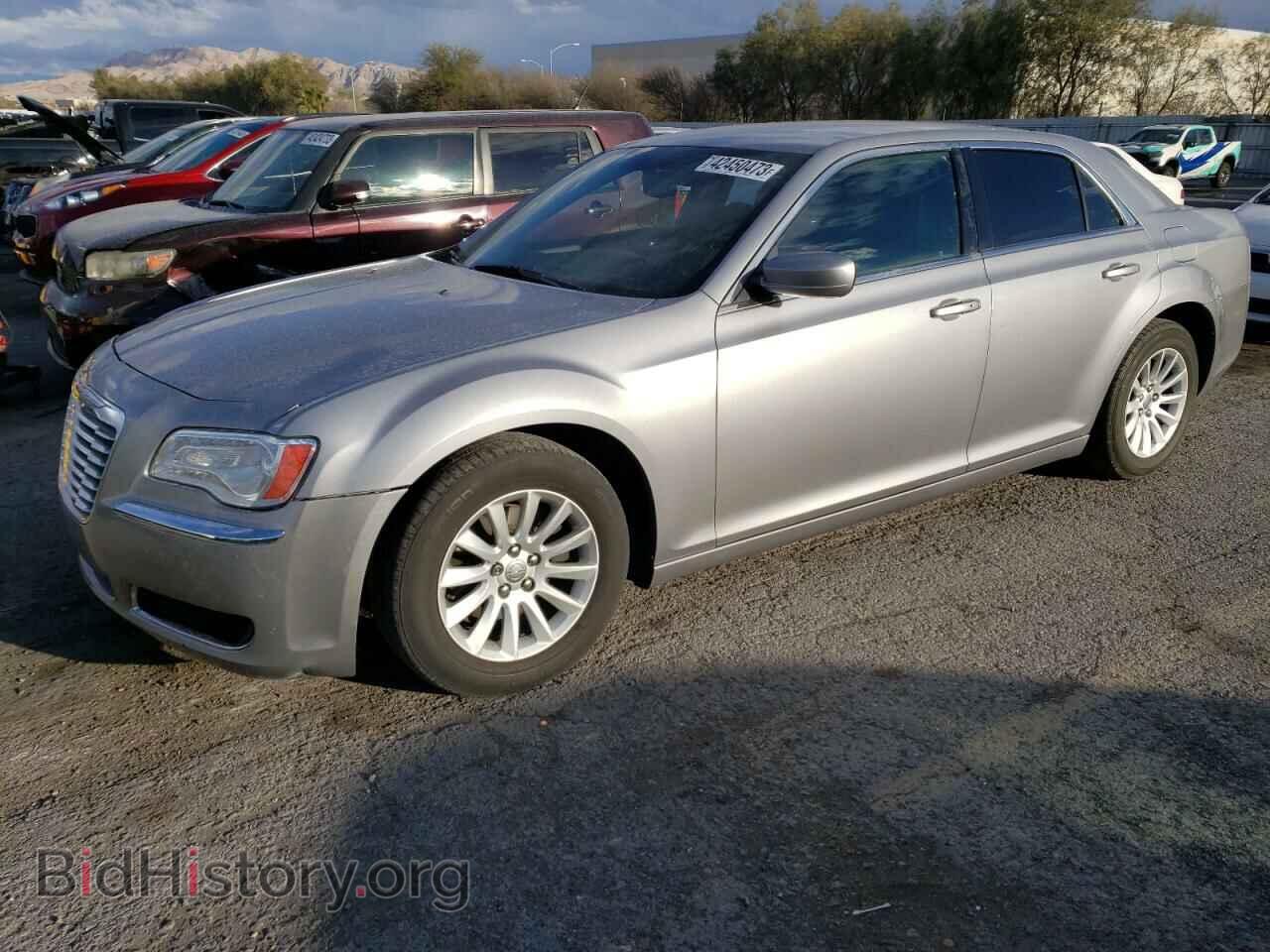 Фотография 2C3CCAAG0EH352525 - CHRYSLER 300 2014