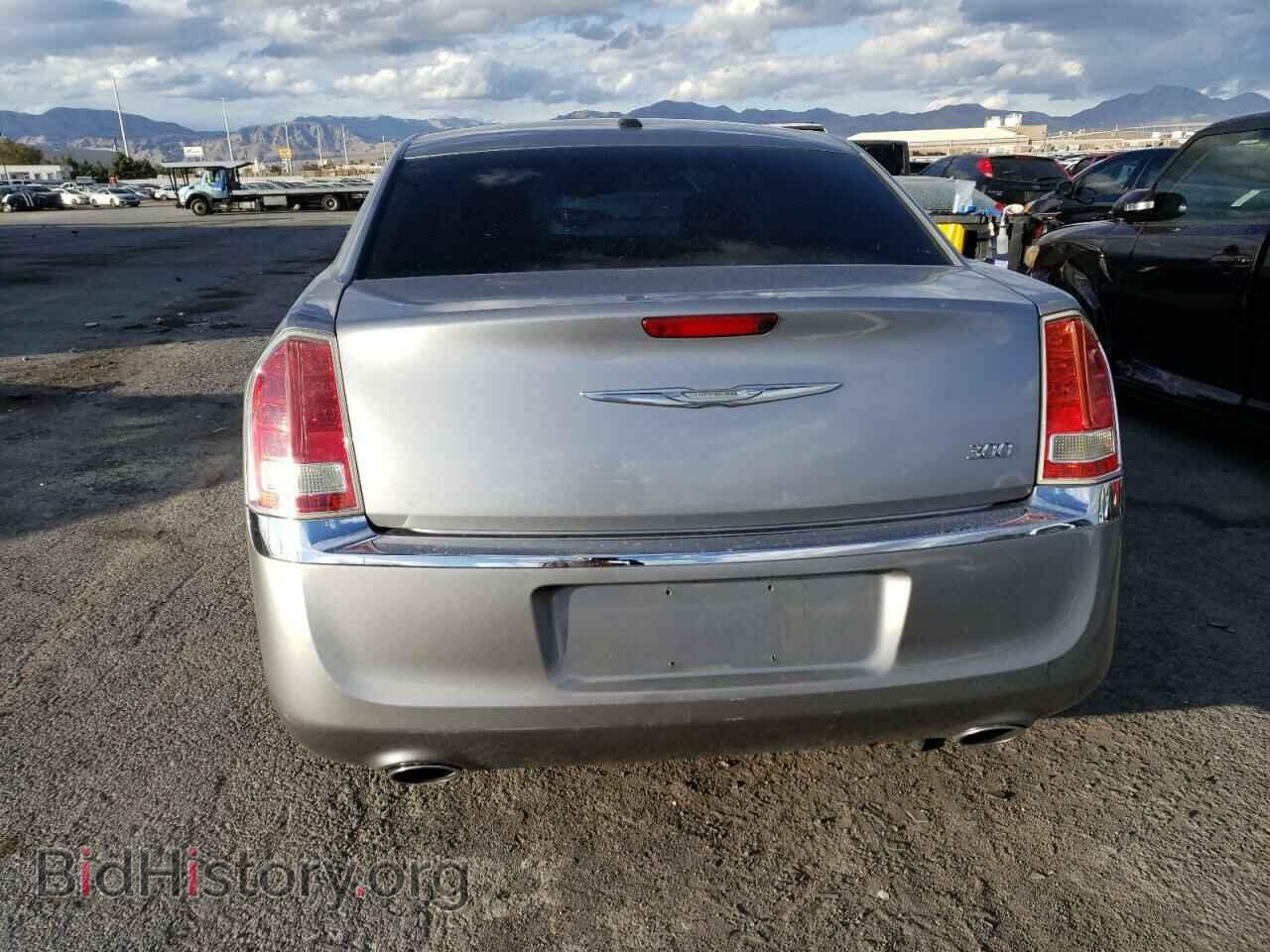 2014 CHRYSLER 300 - VIN: 2C3CCAAG0EH352525 - Фото 6