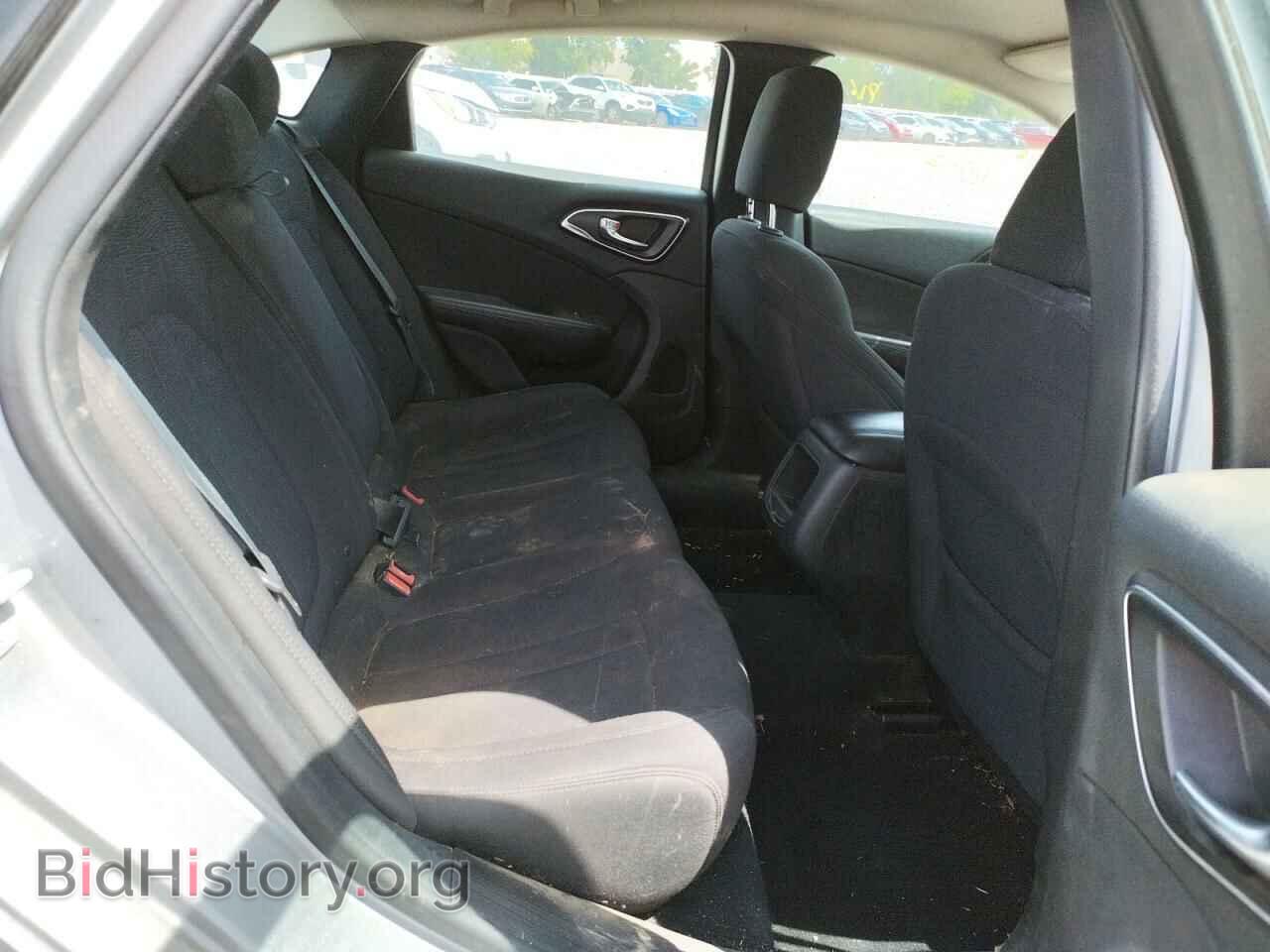 2015 CHRYSLER 200 - VIN: 1C3CCCAB3FN608102 - Photo 6