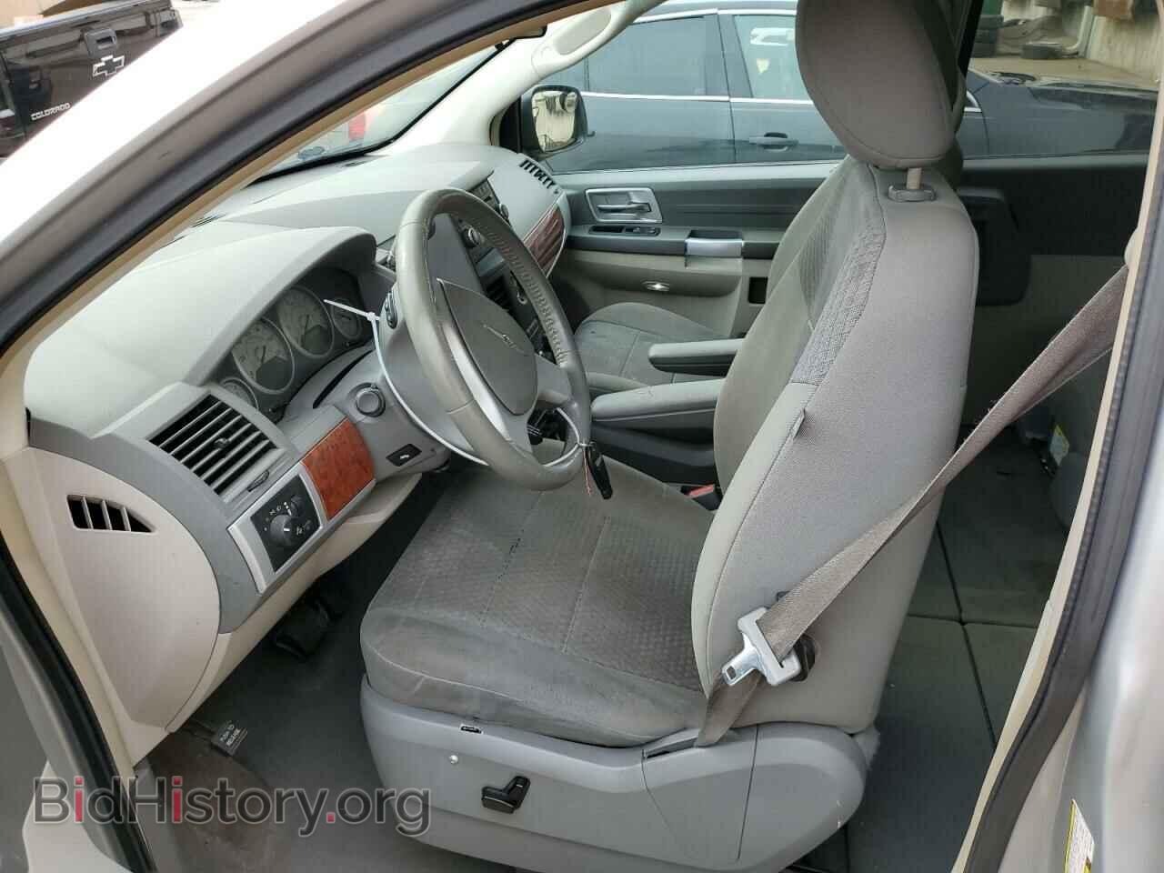 2008 CHRYSLER MINIVAN - VIN: 2A8HR54P88R738328 - Фото 7