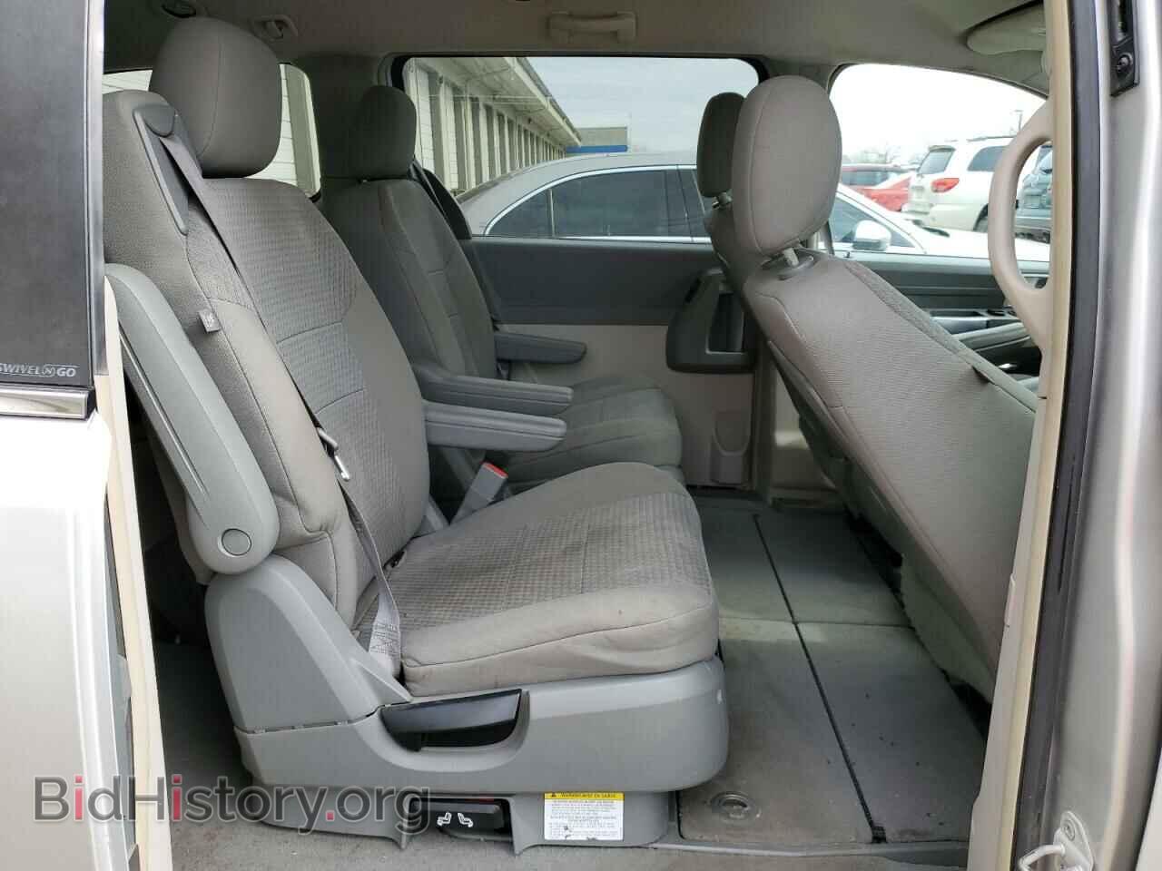 2008 CHRYSLER MINIVAN - VIN: 2A8HR54P88R738328 - Фото 10