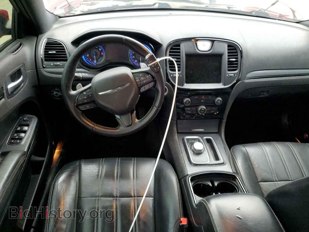 2015 CHRYSLER 300 - VIN: 2C3CCABG5FH893666 - Фото 8