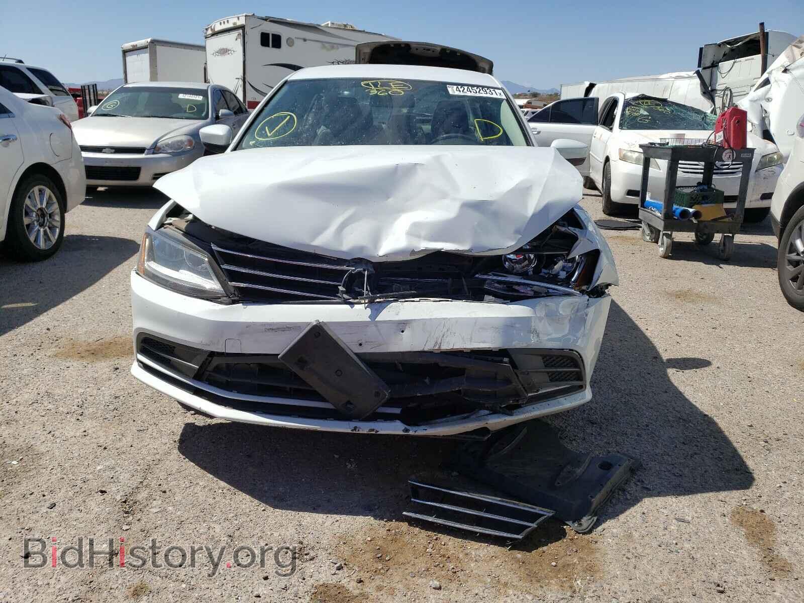2017 VOLKSWAGEN JETTA - VIN: 3VW2B7AJ2HM400988 - Photo 9