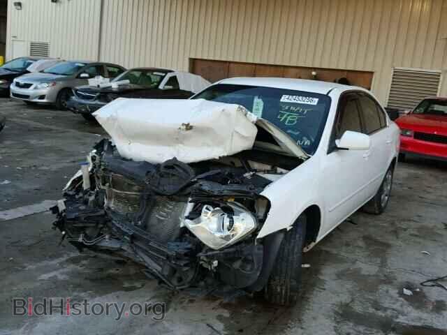 2008 KIA OPTIMA - VIN: KNAGE123285197780 - Фото 2