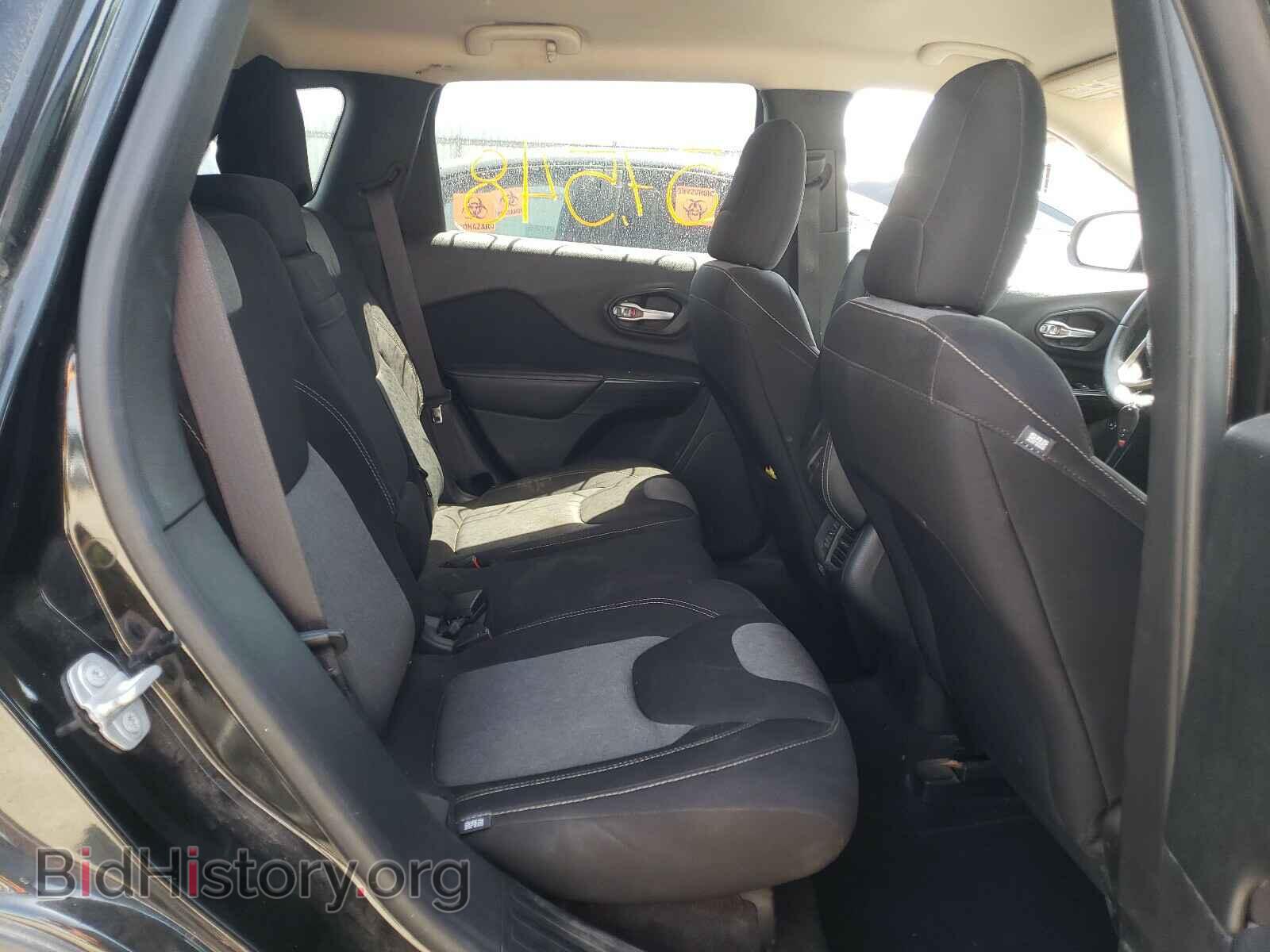 2016 JEEP CHEROKEE - VIN: 1C4PJMAB8GW340409 - Фото 6