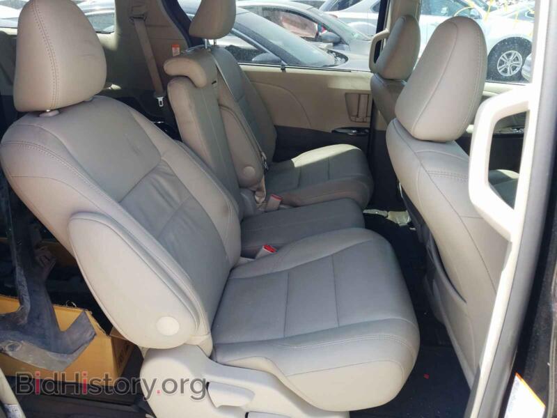2017 Toyota SIENNA (VIN 5TDYZ3DC6HS887174) — фото 6 из 10
