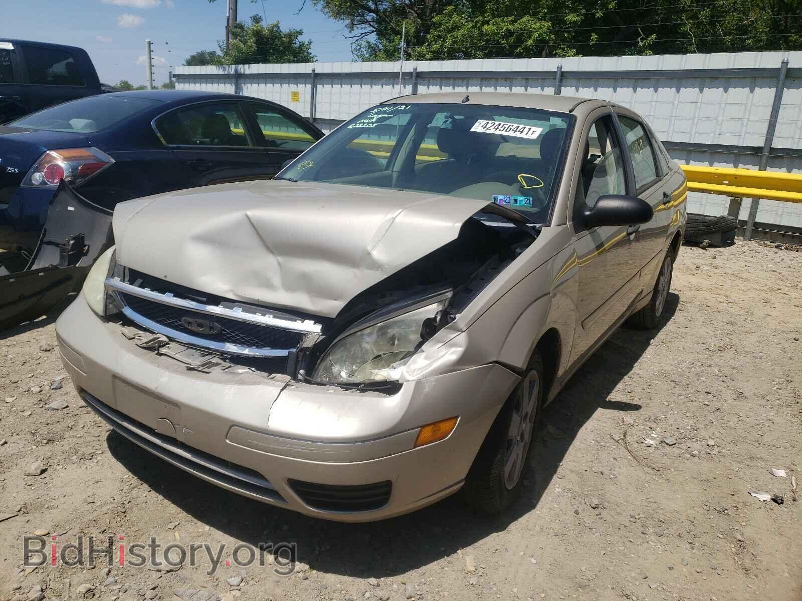 2006 FORD FOCUS - VIN: 1FAFP34N06W201762 - Photo 2
