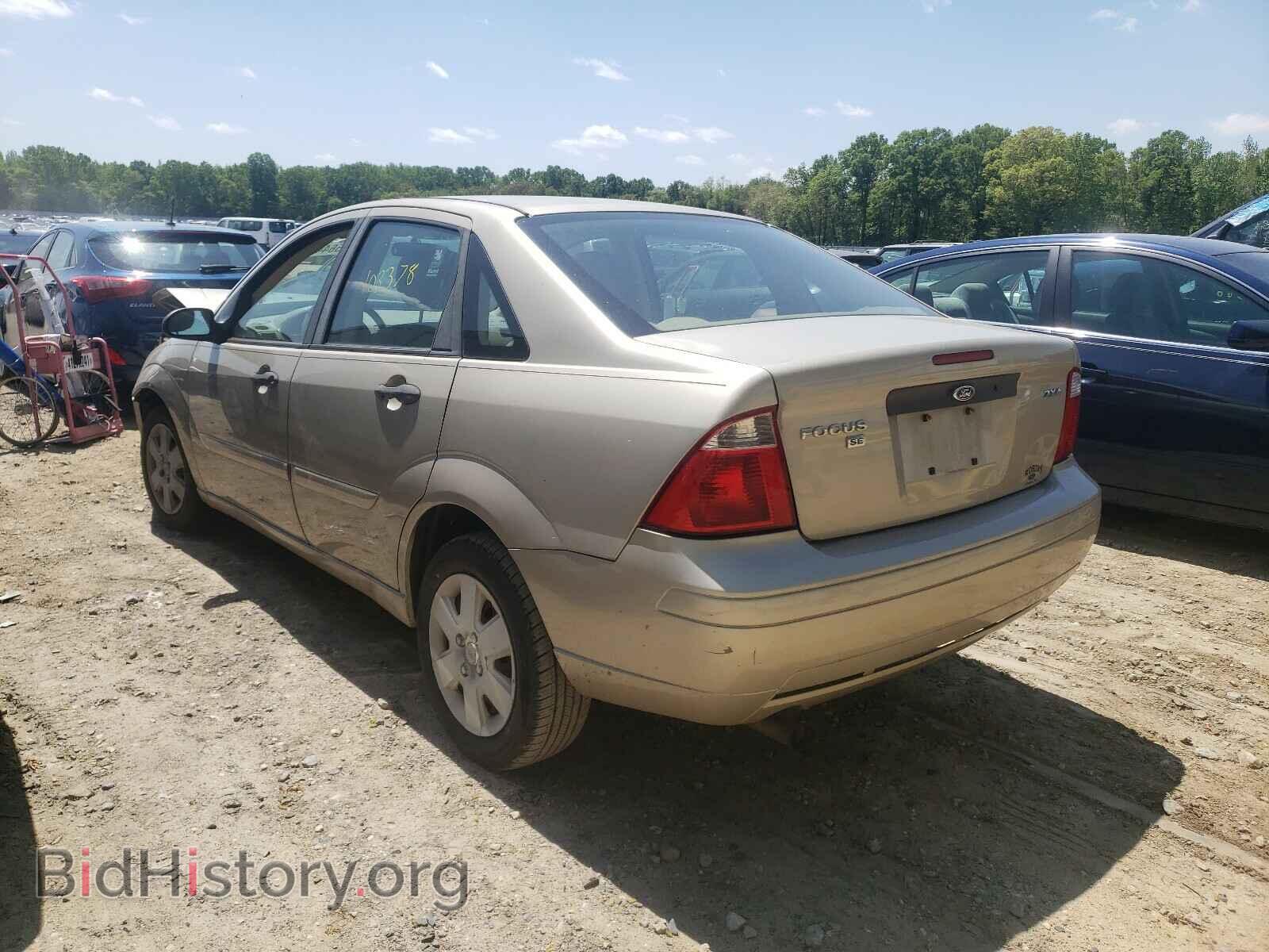 2006 FORD FOCUS - VIN: 1FAFP34N06W201762 - Photo 3