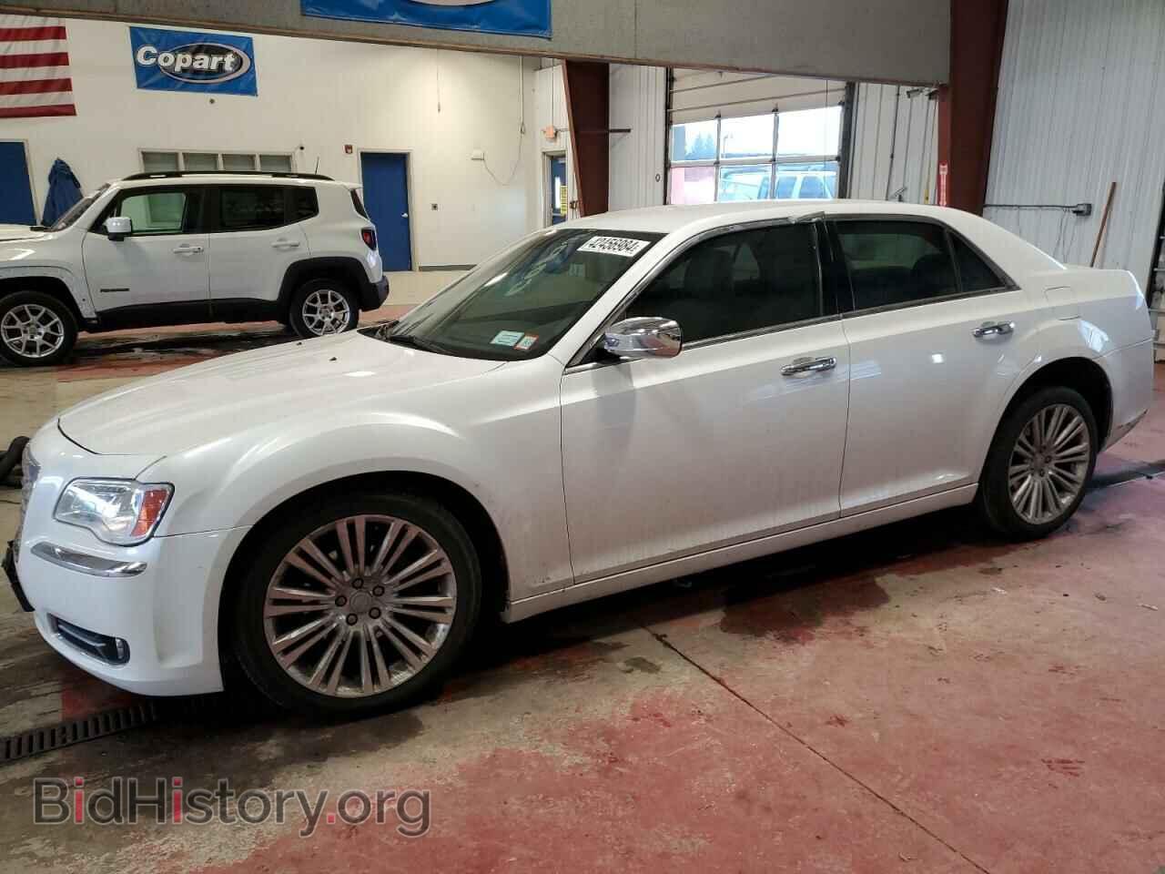 Photo 2C3CA5CG5BH529379 - CHRYSLER 300 2011