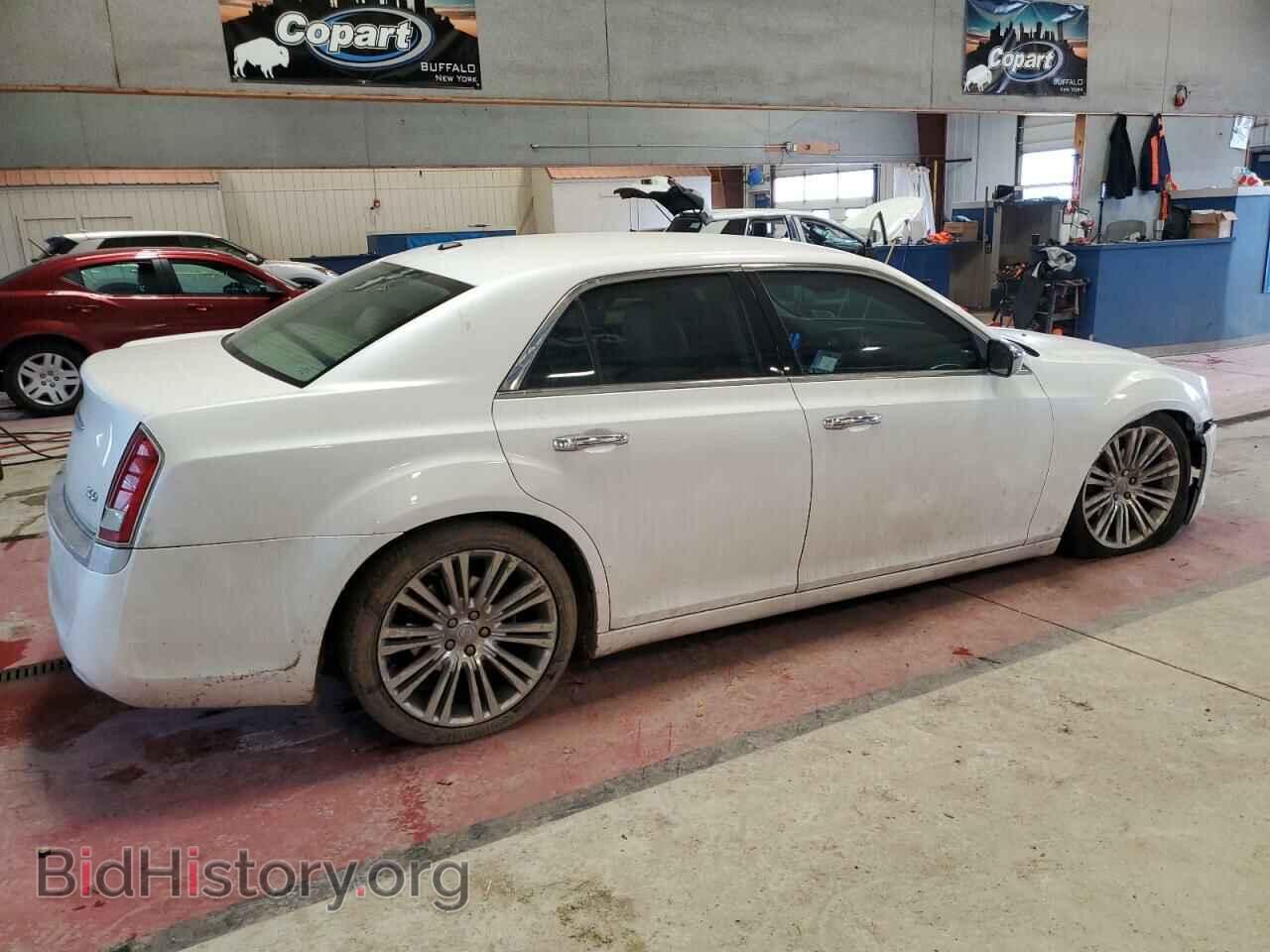 2011 CHRYSLER 300 - VIN: 2C3CA5CG5BH529379 - Фото 3