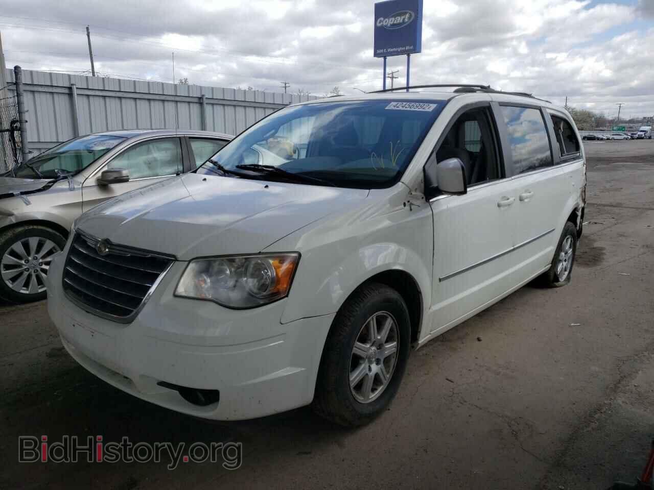 2010 CHRYSLER MINIVAN - VIN: 2A4RR5D14AR164396 - Фото 2