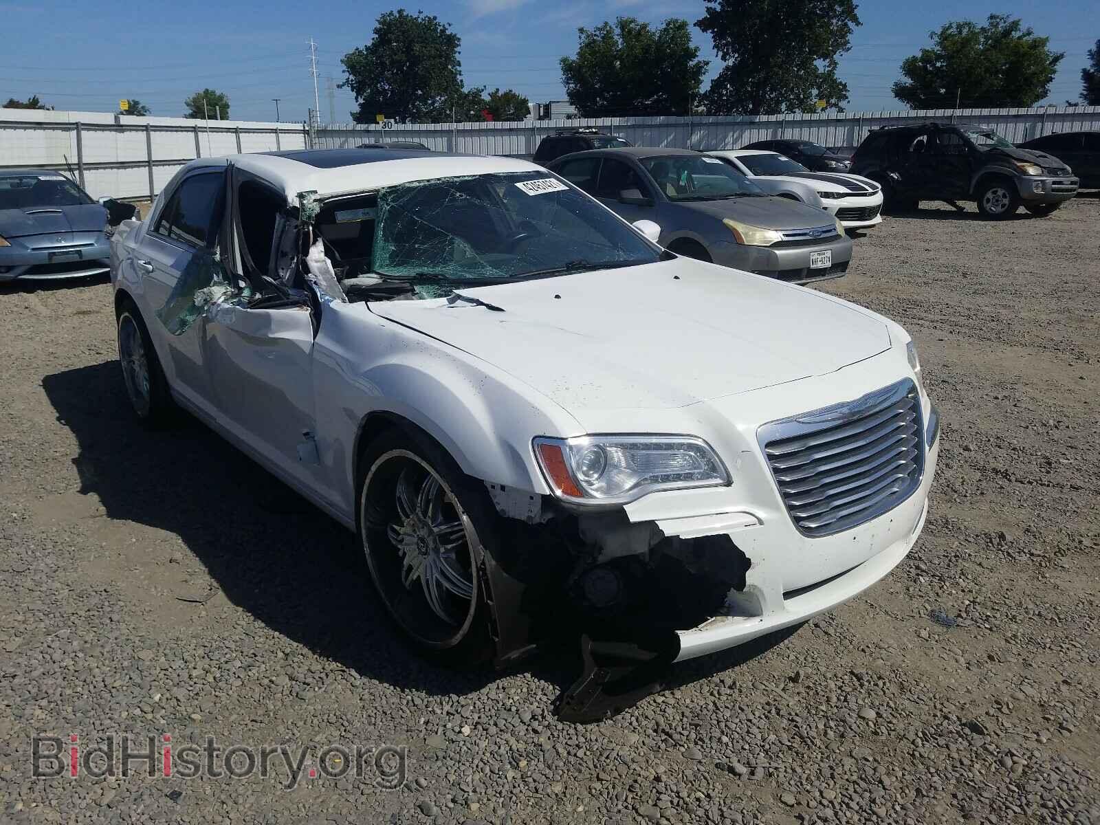 Фотография 2C3CCAAG8EH320888 - CHRYSLER 300 2014