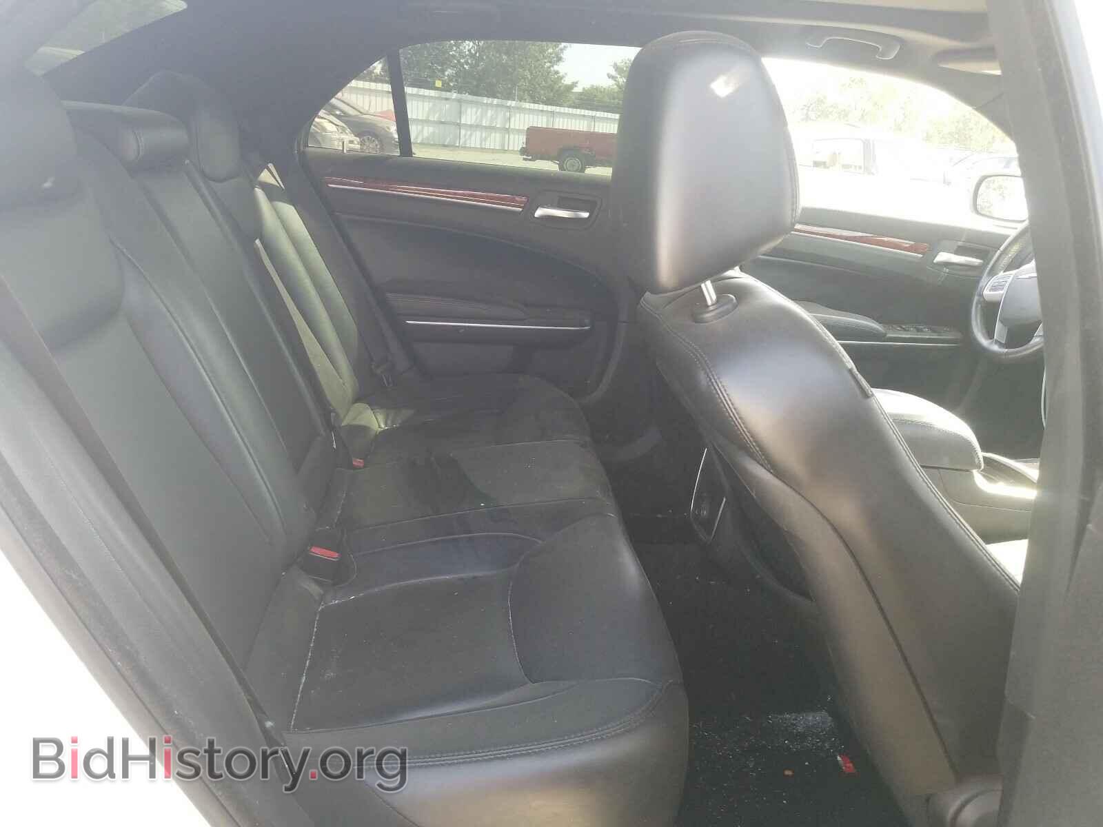 2014 CHRYSLER 300 - VIN: 2C3CCAAG8EH320888 - Фото 6