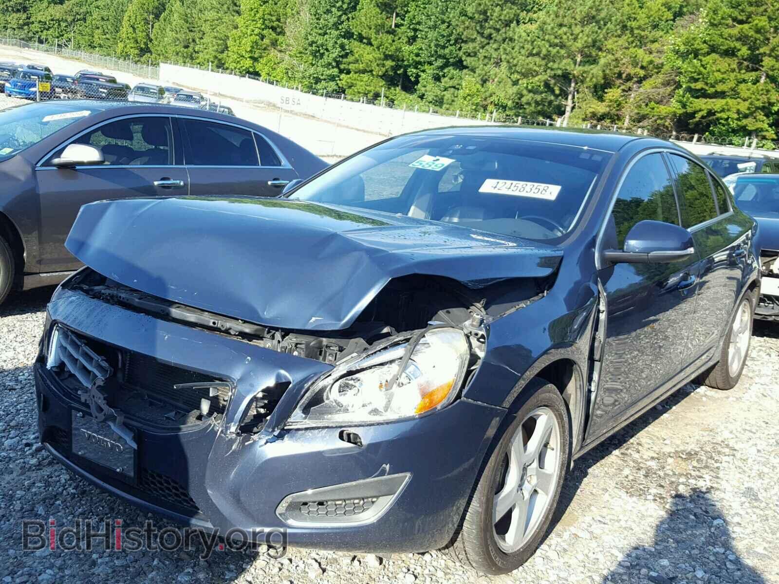 2012 VOLVO S60 - VIN: YV1622FS5C2132859 - Фото 2