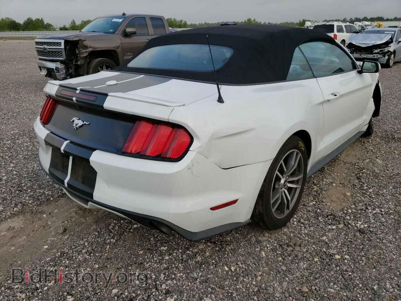 2016 FORD MUSTANG - VIN: 1FATP8UH4G5284727 - Фото 4