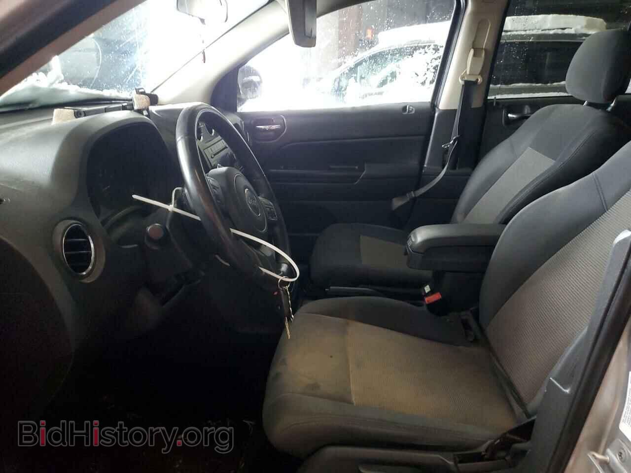 2012 JEEP COMPASS - VIN: 1C4NJDEBXCD661990 - Photo 7