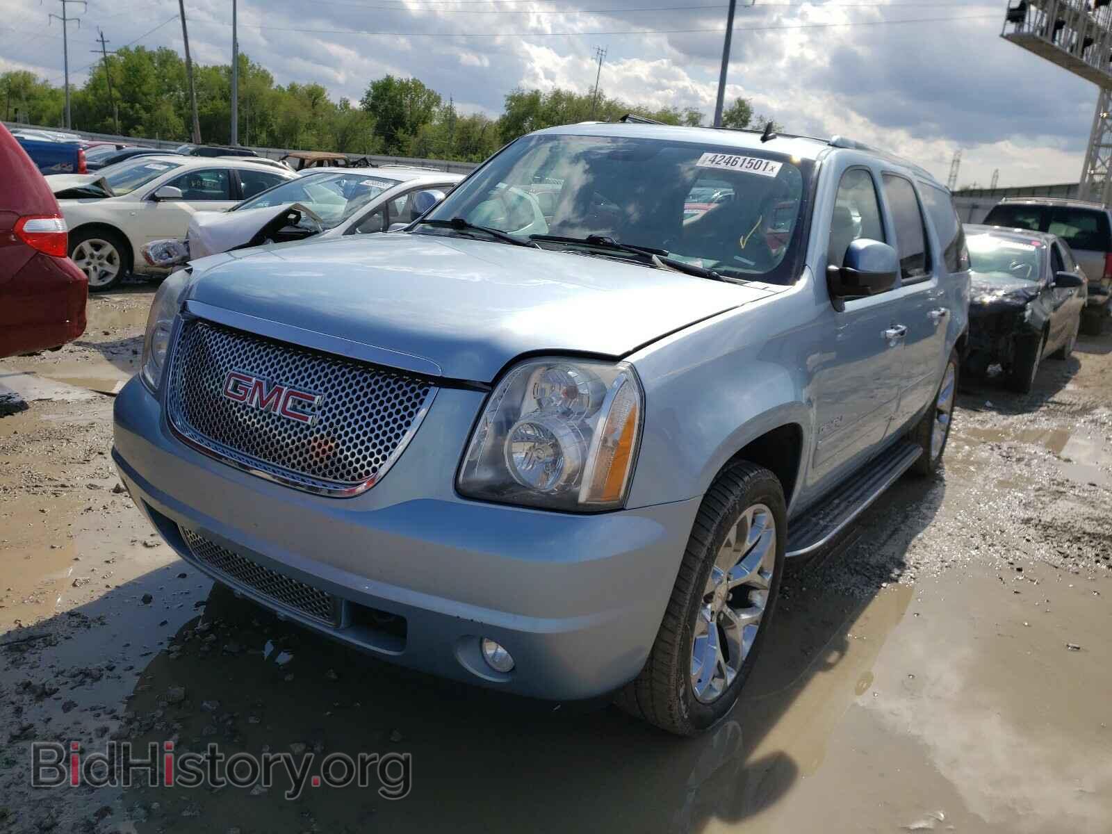 2011 GMC YUKON - VIN: 1GKS2MEF0BR293652 - Фото 2
