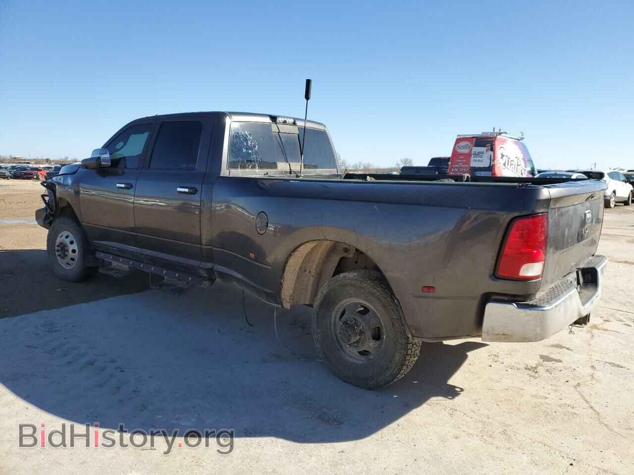 2018 RAM All Models - VIN: 3C63RRHL5JG270318 - Фото 2