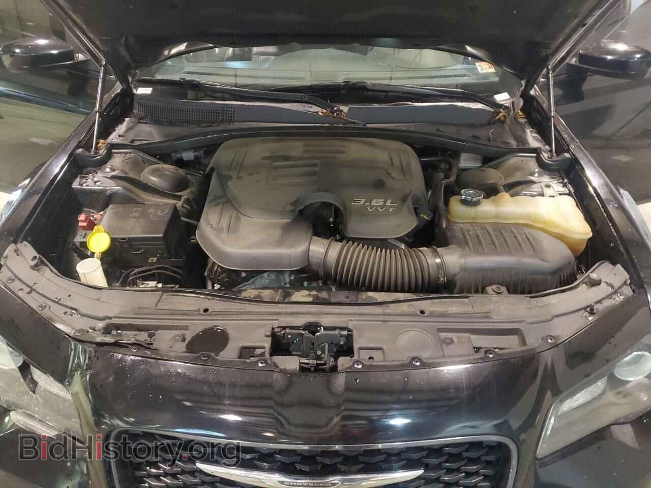 2019 CHRYSLER 300 - VIN: 2C3CCAGG3KH632118 - Фото 11