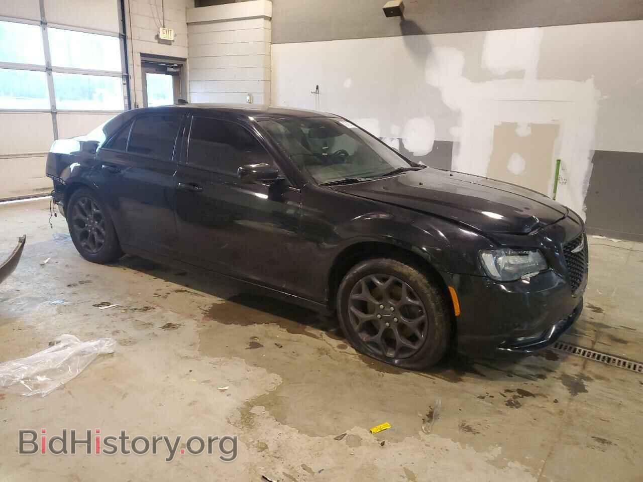 2019 CHRYSLER 300 - VIN: 2C3CCAGG3KH632118 - Фото 4