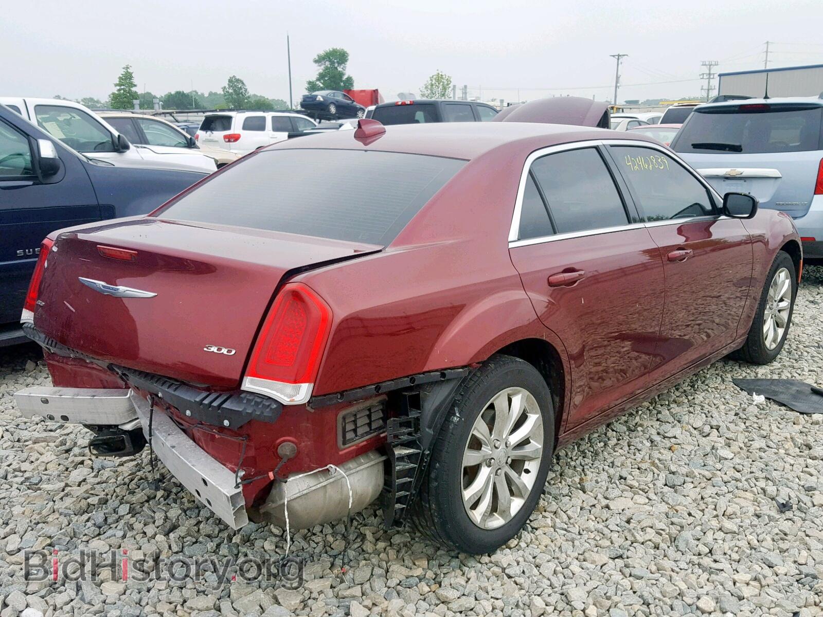 2016 CHRYSLER 300 - VIN: 2C3CCARG8GH331042 - Фото 4
