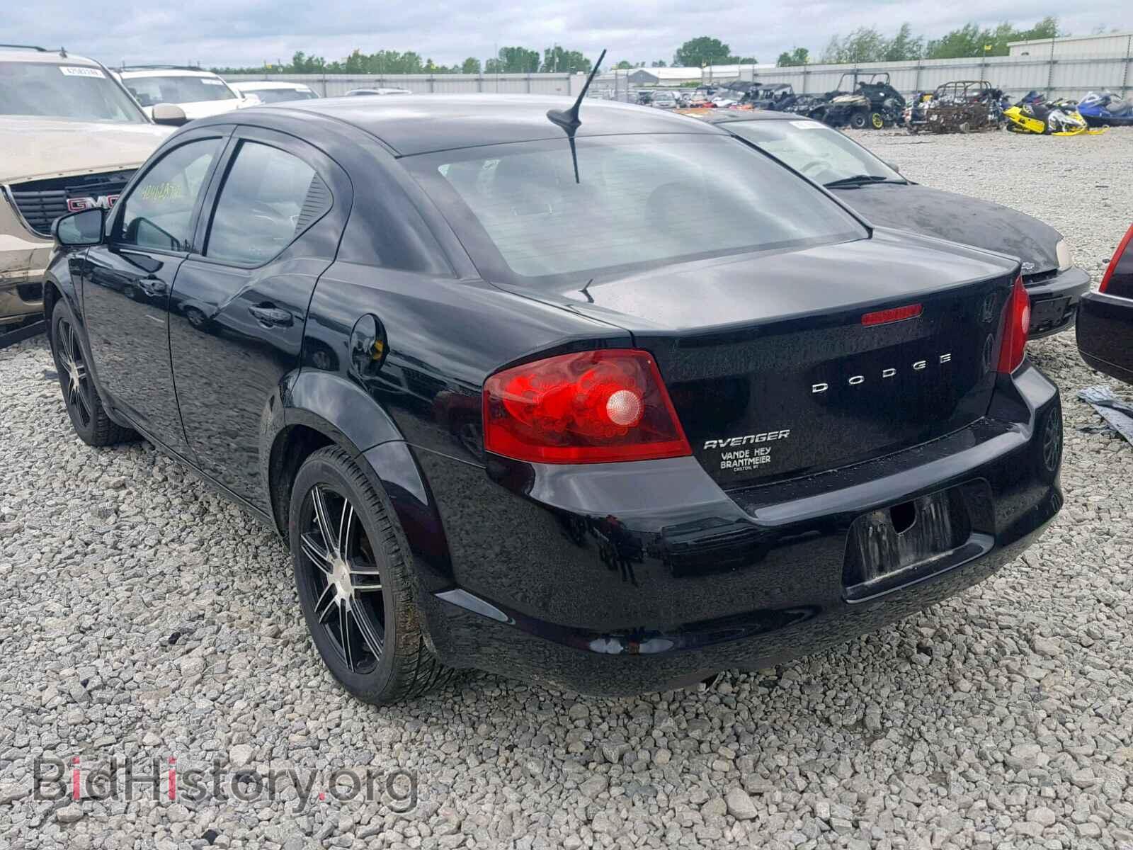 2011 DODGE AVENGER - VIN: 1B3BD2FG2BN583675 - Фото 3