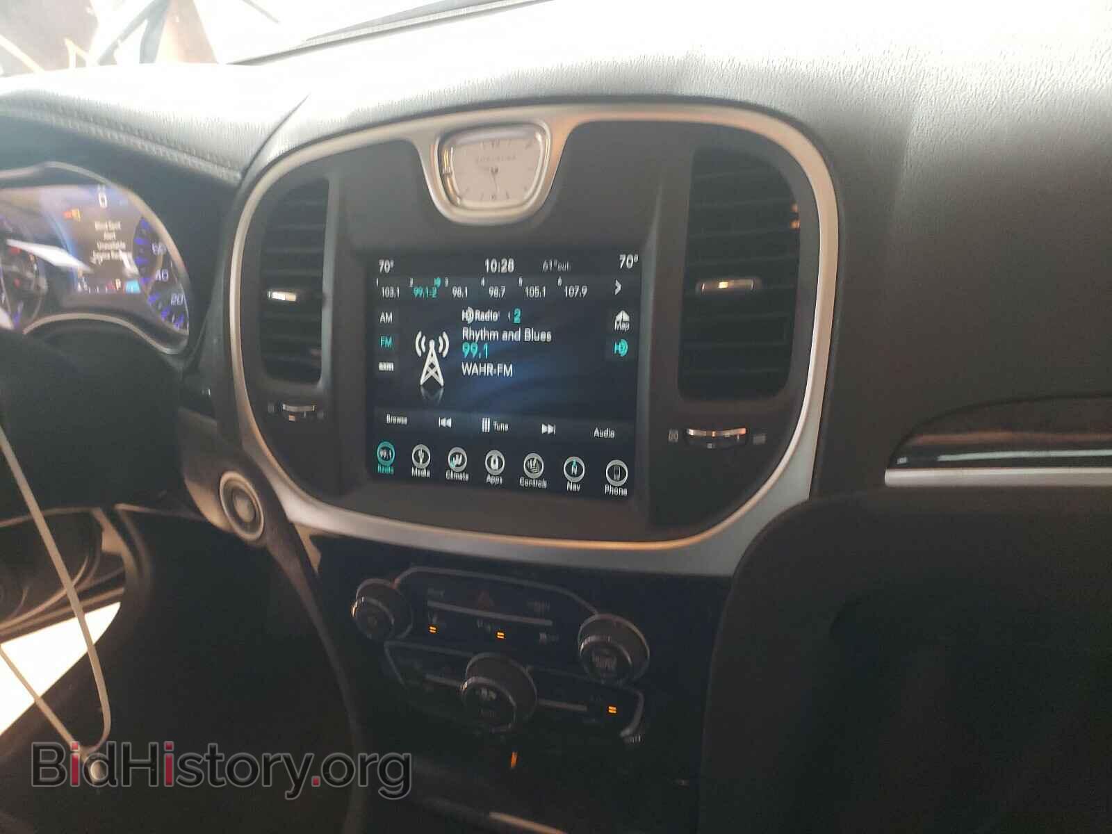 2018 CHRYSLER 300 - VIN: 2C3CCAEG2JH301533 - Фото 9
