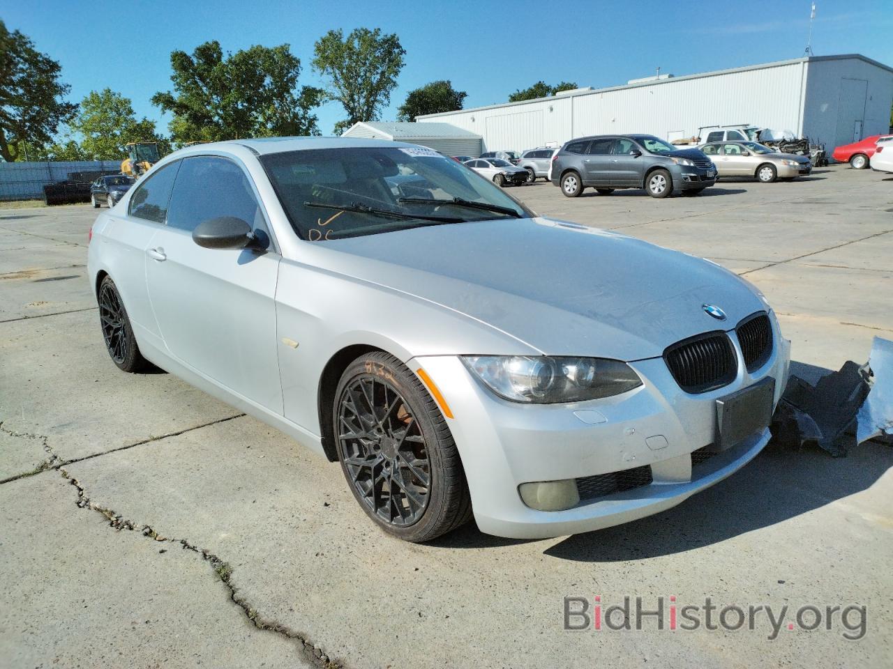 Photo WBAWB33558P132927 - BMW 3 SERIES 2008