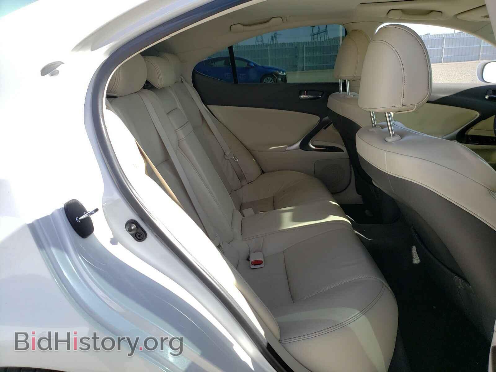 2011 LEXUS IS - VIN: JTHBF5C21B5147062 - Фото 6