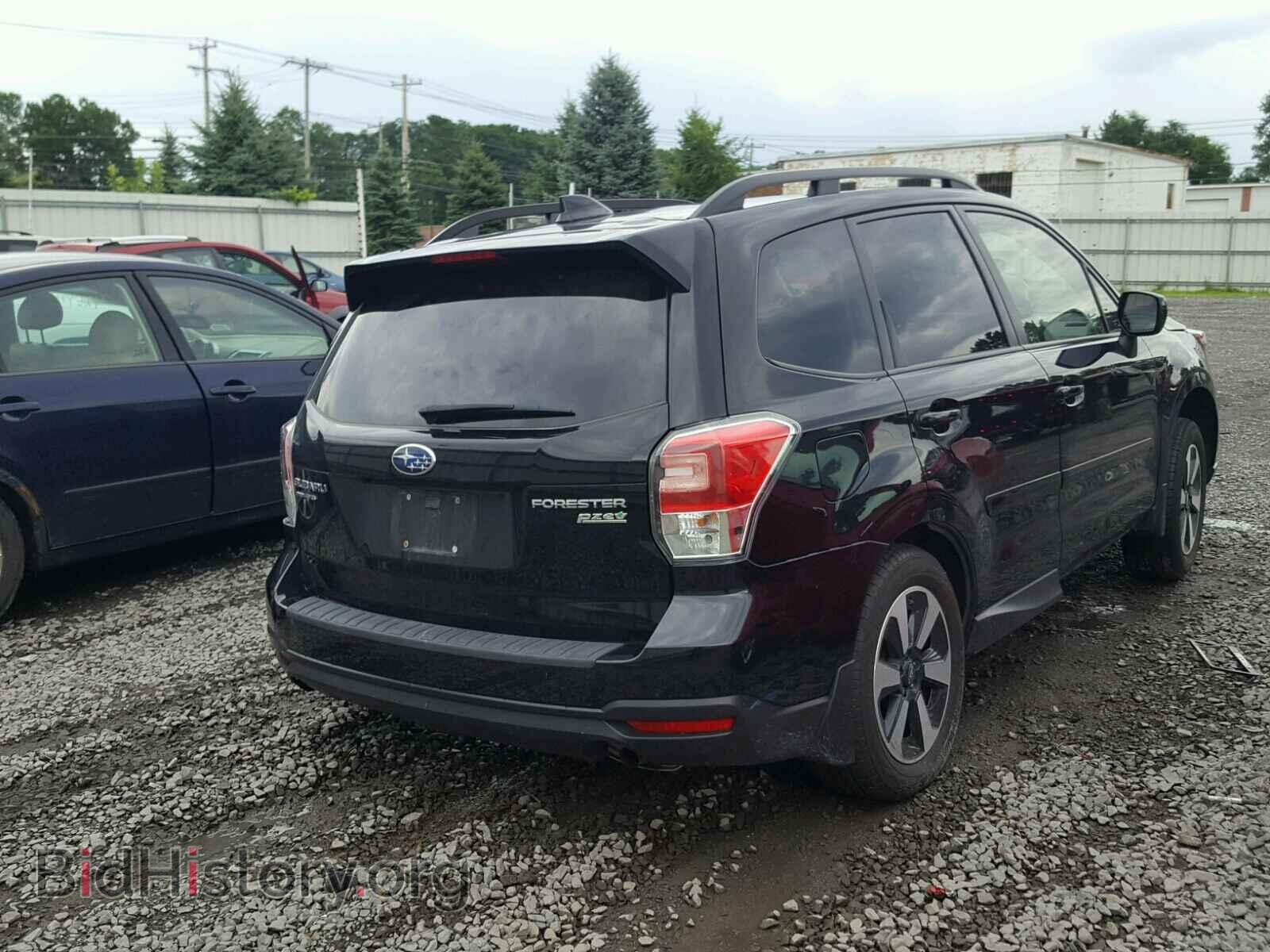 2017 SUBARU FORESTER - VIN: JF2SJAECXHH409748 - Фото 4