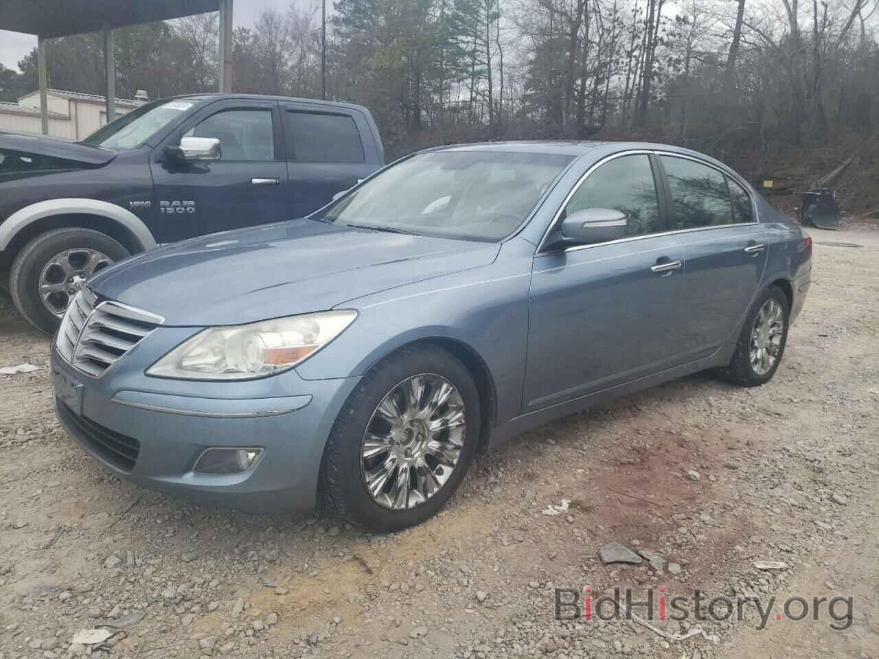 Photo KMHGC46E69U028676 - HYUNDAI GENESIS 2009