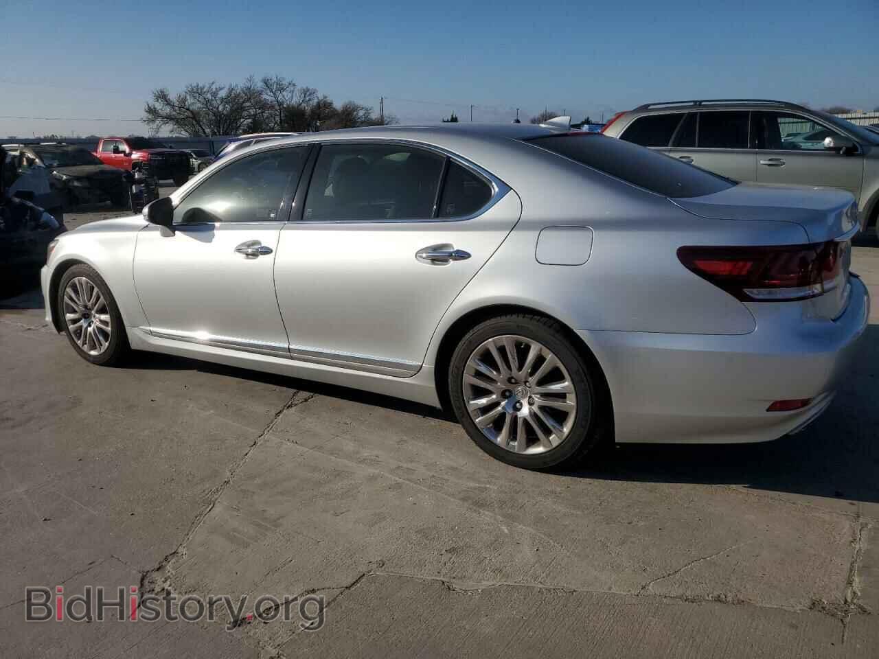 2014 LEXUS LS460 - VIN: JTHGL5EF4E5052840 - Photo 2