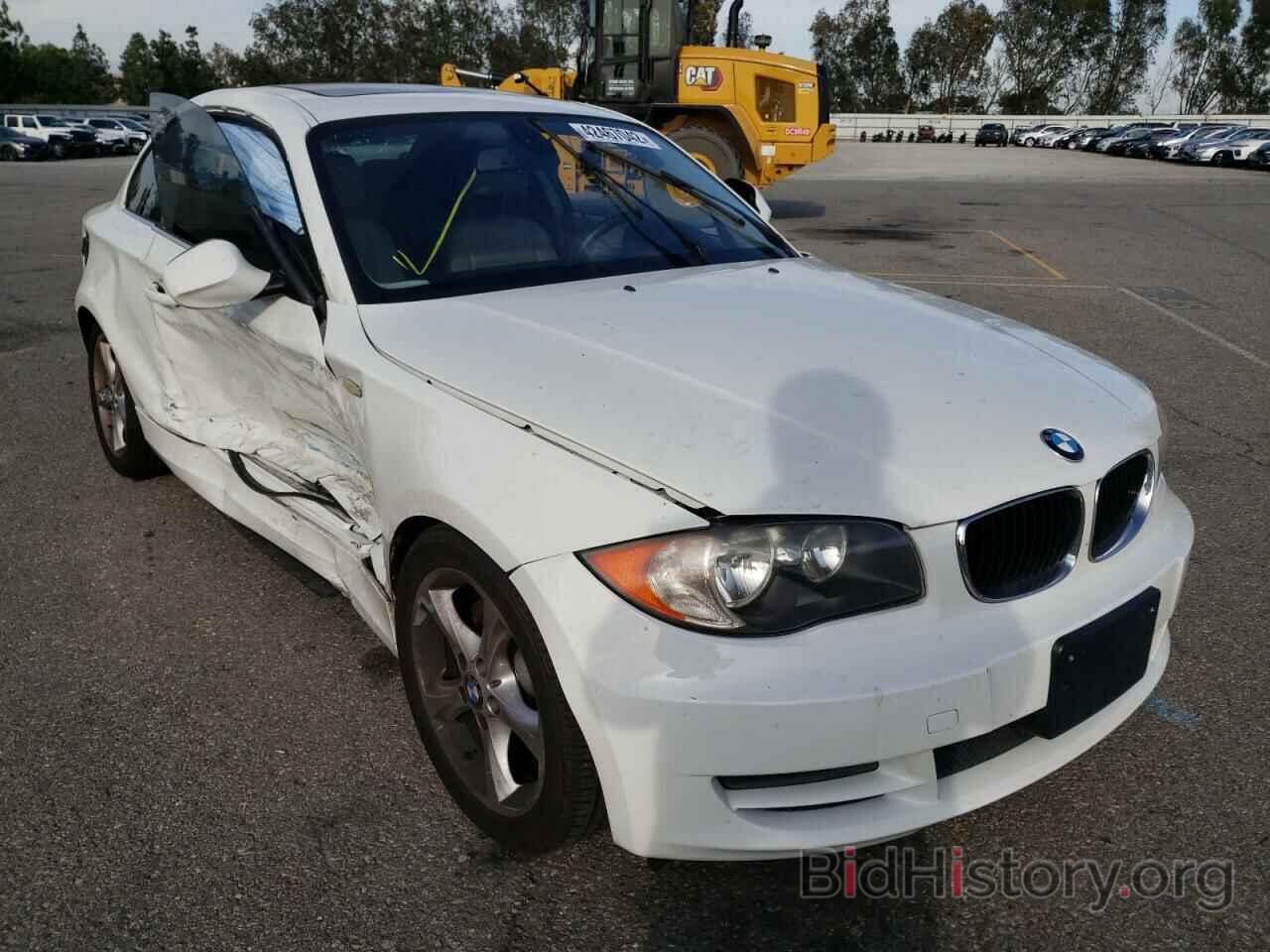 Photo WBAUP9C58BVL89885 - BMW 1 SERIES 2011