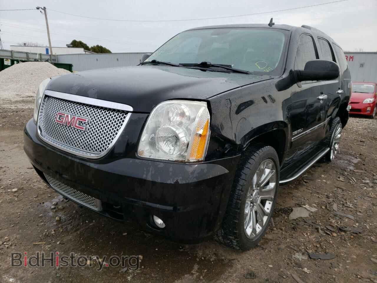 2011 GMC YUKON - VIN: 1GKS2EEF0BR248152 - Фото 2