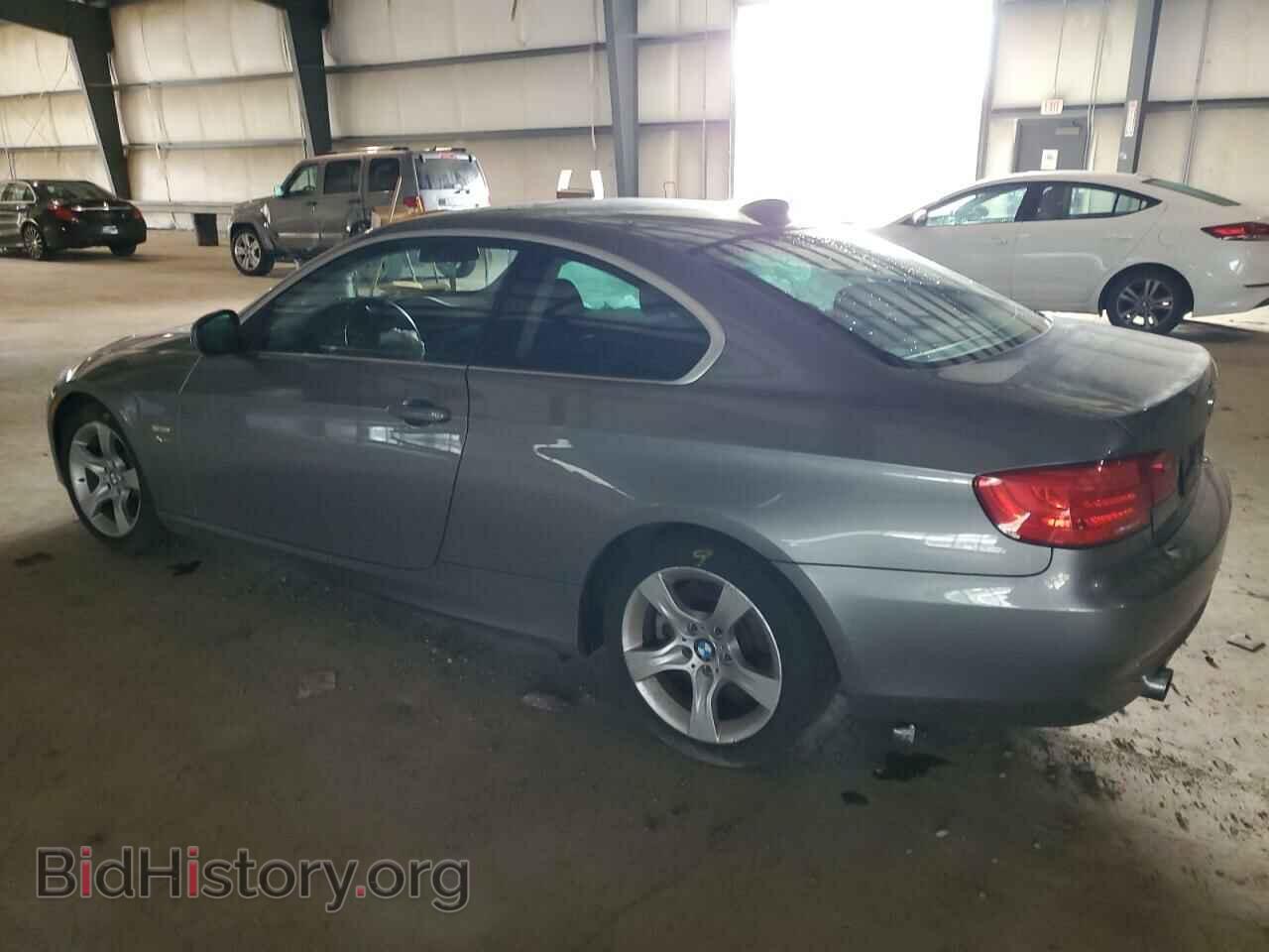2011 BMW 3 SERIES - VIN: WBAKF9C55BE619599 - Фото 2