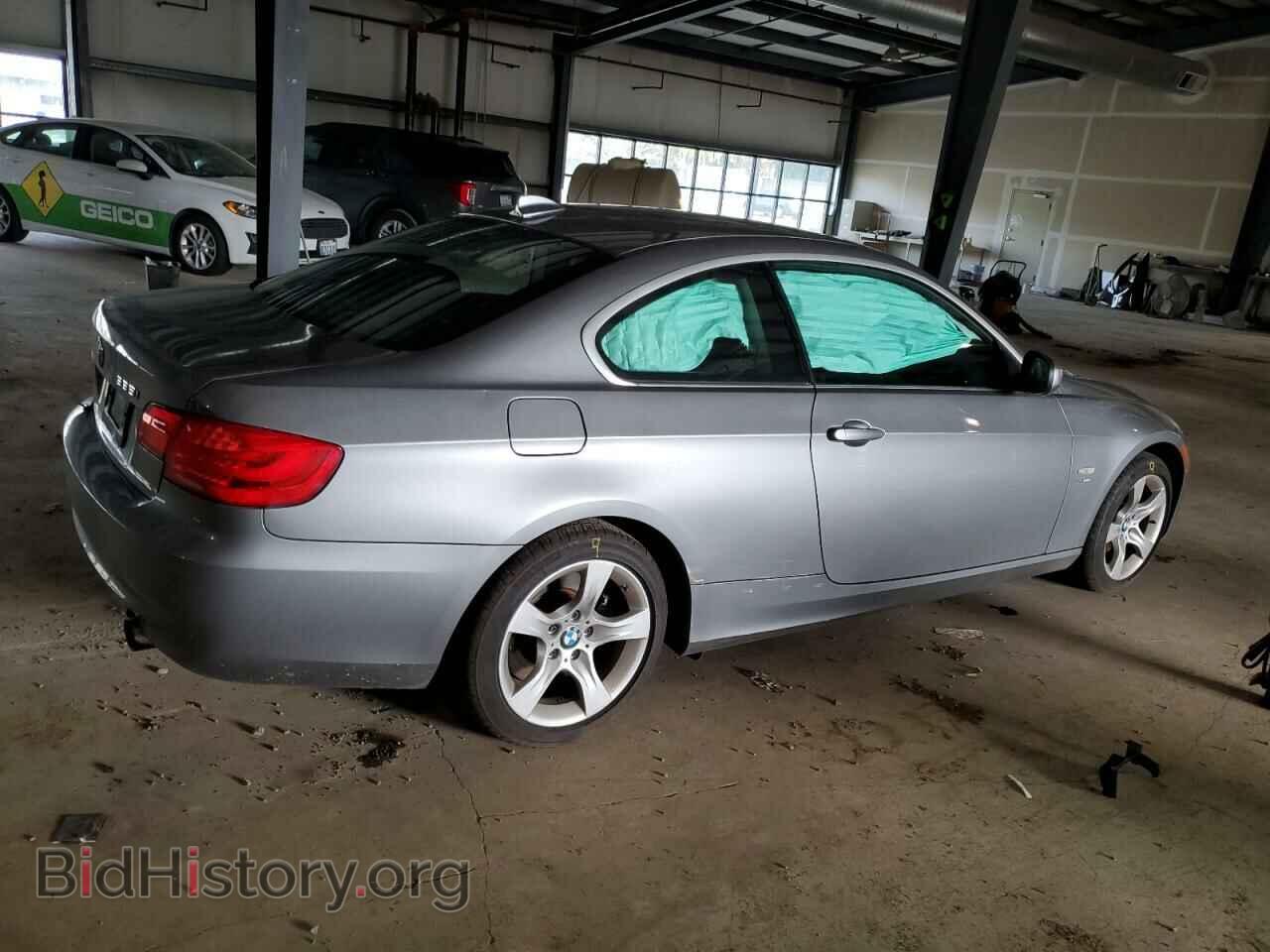 2011 BMW 3 SERIES - VIN: WBAKF9C55BE619599 - Фото 3