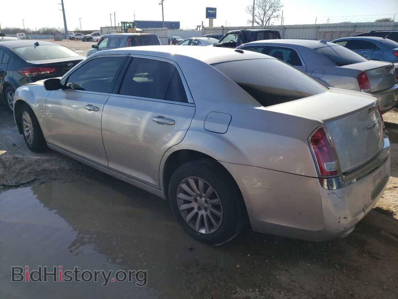 2012 CHRYSLER 300 - VIN: 2C3CCAAG5CH104879 - Фото 2